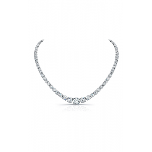 A stunning necklace featuring a series of graduated round diamonds set in a continuous band. The central stones are larger, adding elegance and brilliance.